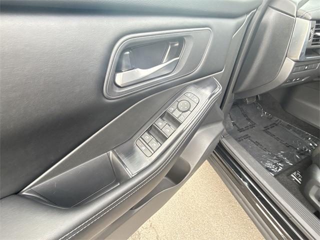 used 2025 Nissan Rogue car, priced at $27,568