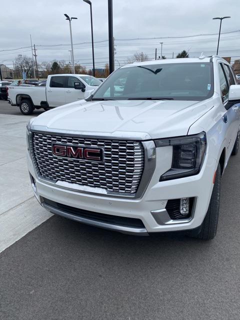 used 2022 GMC Yukon XL car, priced at $51,862
