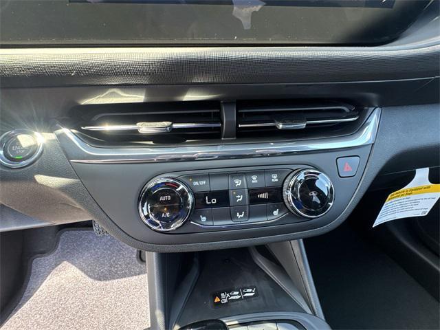 new 2025 Buick Envista car, priced at $24,488