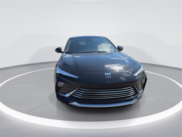 new 2025 Buick Envista car, priced at $24,488