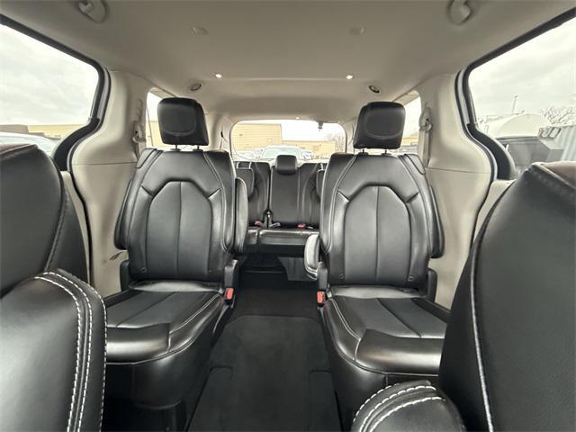 used 2024 Chrysler Pacifica car, priced at $32,954