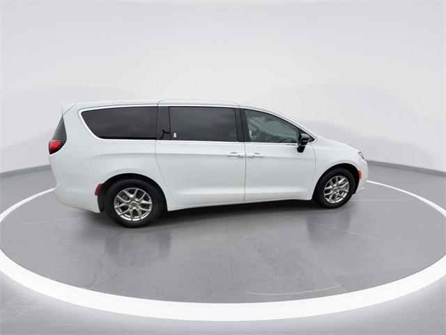 used 2024 Chrysler Pacifica car, priced at $32,954