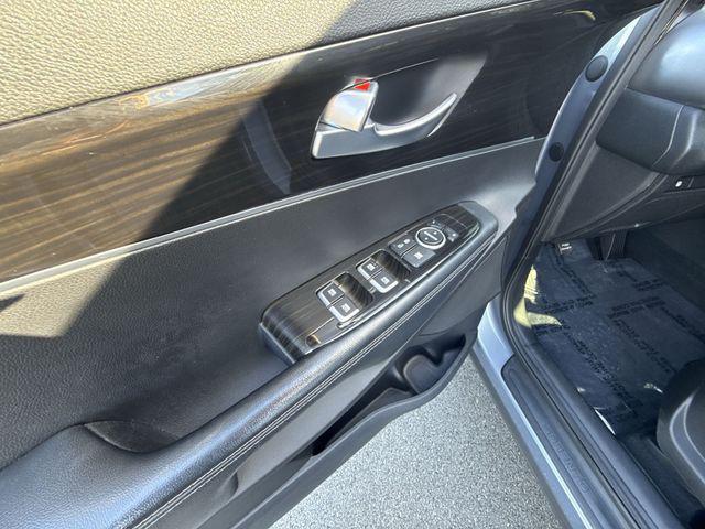 used 2020 Kia Sorento car, priced at $10,828