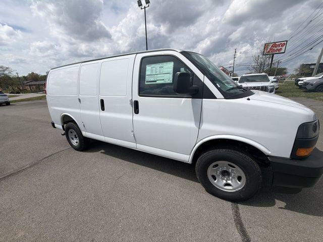 new 2026 GMC Savana 2500 car, priced at $41,988