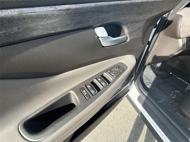 used 2020 Hyundai Santa Fe car, priced at $20,288