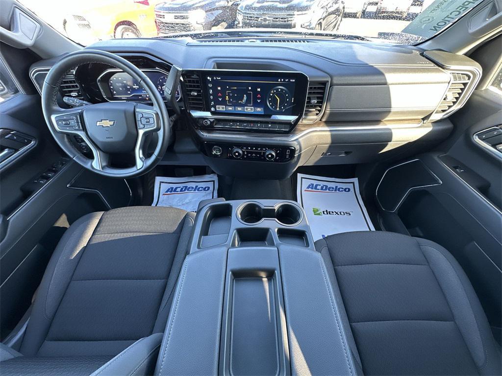 used 2024 Chevrolet Silverado 1500 car, priced at $37,985