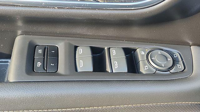 used 2023 GMC Yukon XL car, priced at $66,750