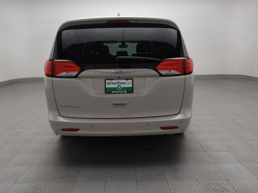 used 2017 Chrysler Pacifica car, priced at $14,495