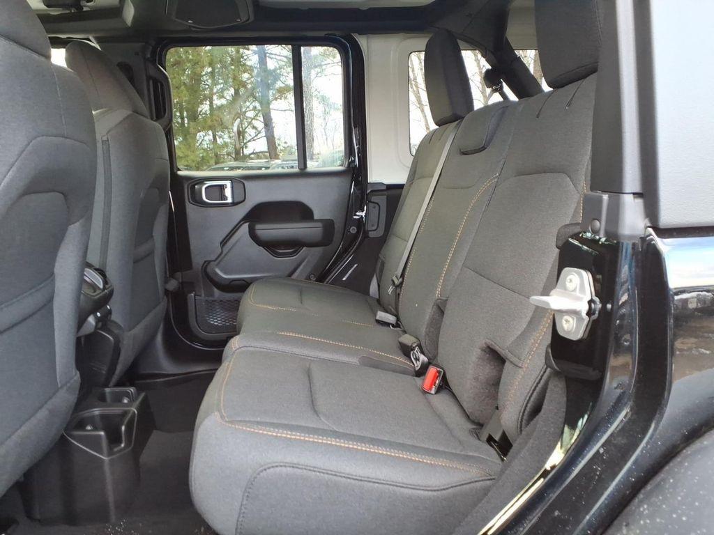 new 2026 Jeep Gladiator car, priced at $53,893