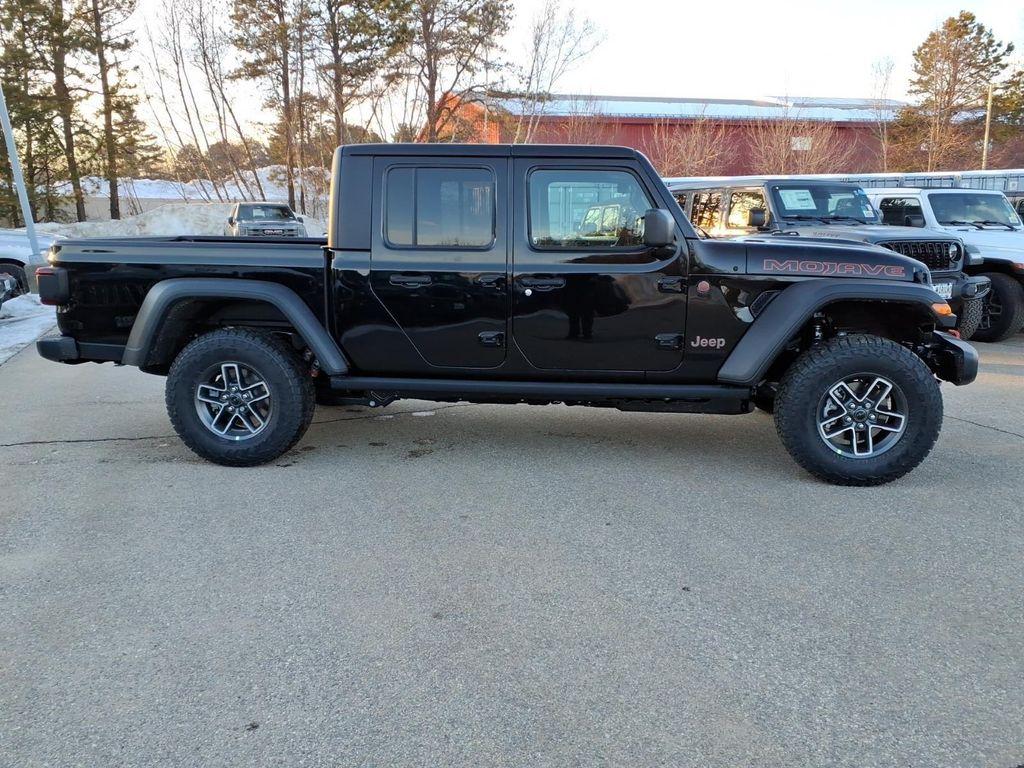 new 2026 Jeep Gladiator car, priced at $53,314