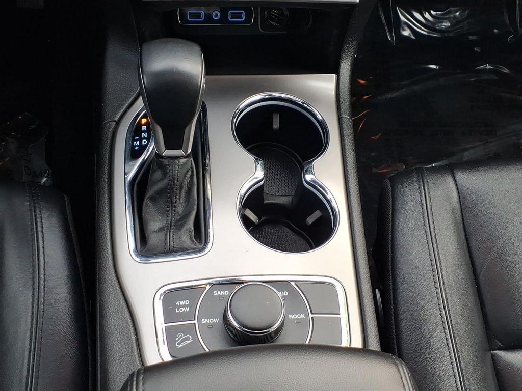 used 2022 Jeep Grand Cherokee car, priced at $27,499