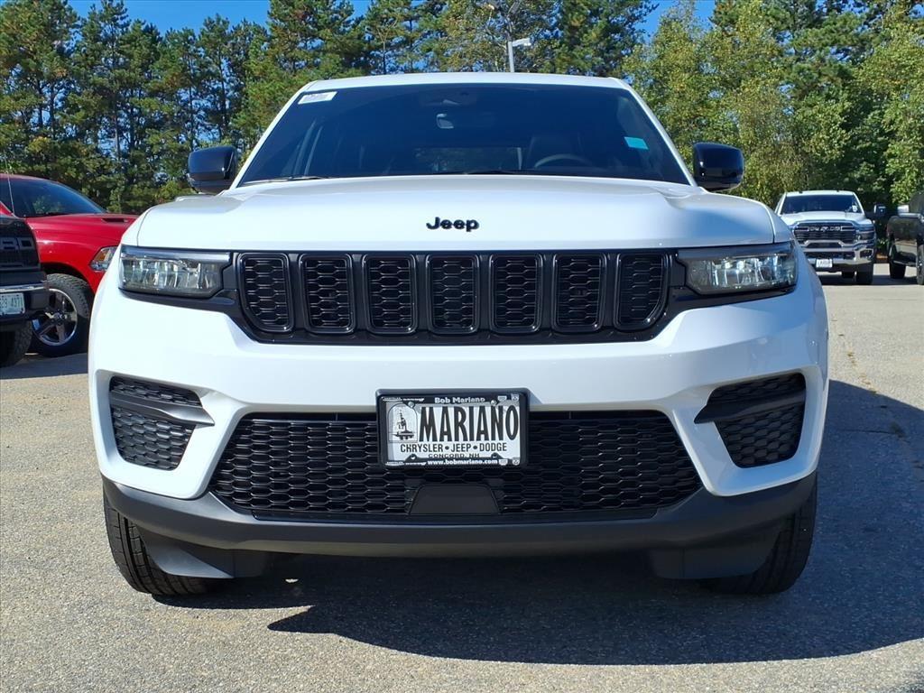 new 2025 Jeep Grand Cherokee car, priced at $41,921