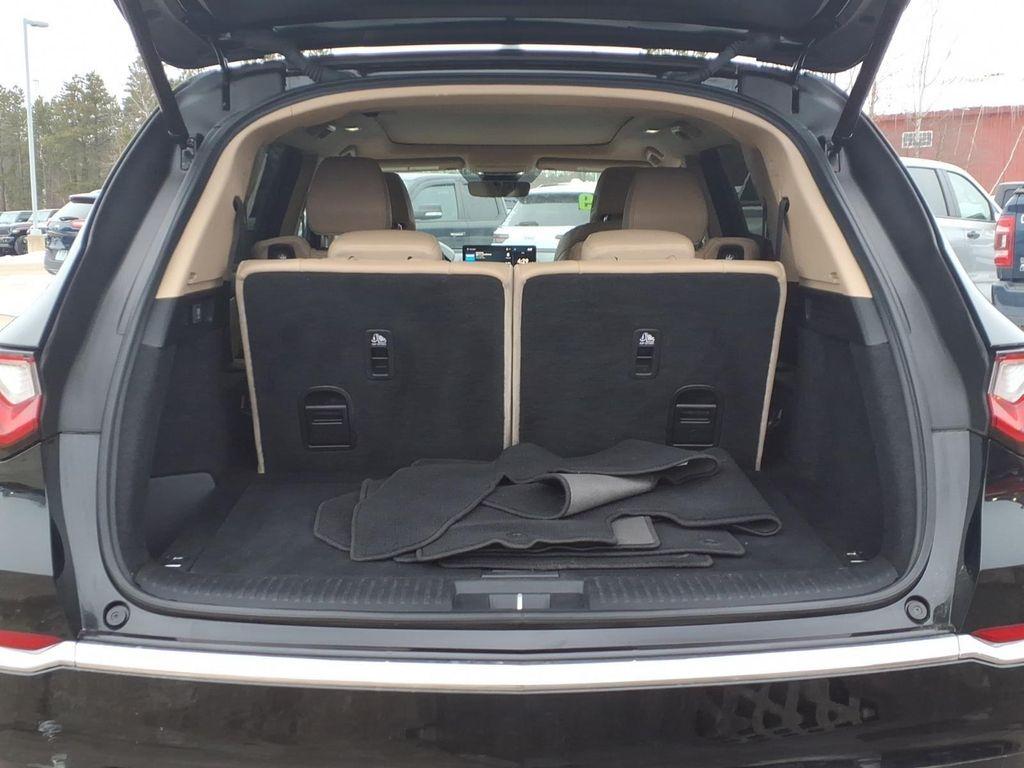 used 2022 Acura MDX car, priced at $29,999