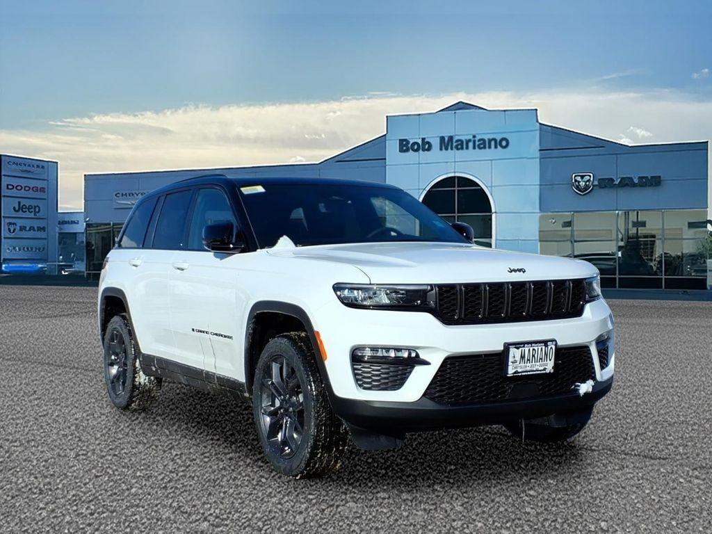 new 2025 Jeep Grand Cherokee car, priced at $51,752