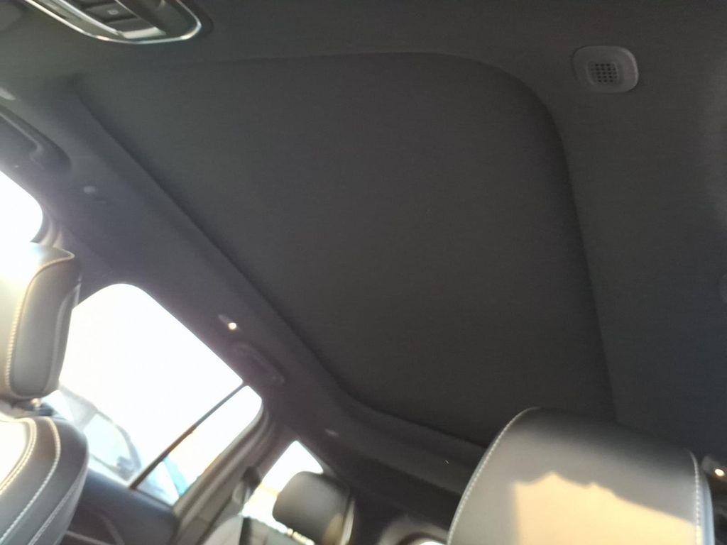 new 2025 Jeep Grand Cherokee car, priced at $49,154