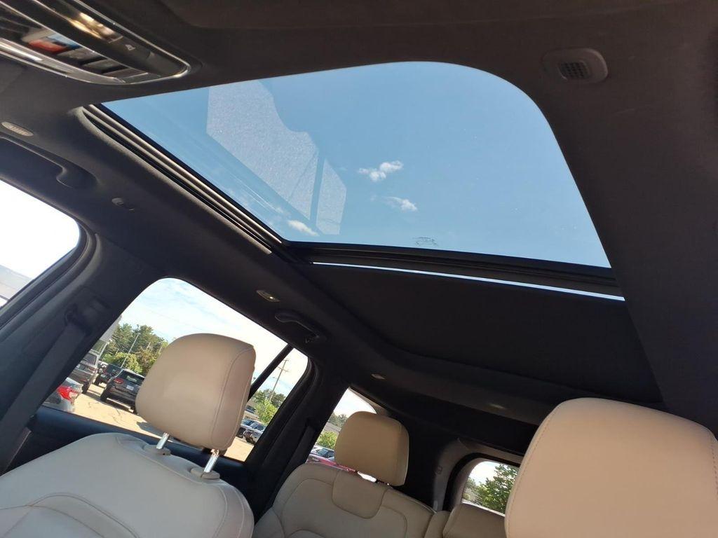 used 2023 Jeep Grand Cherokee 4xe car, priced at $33,498