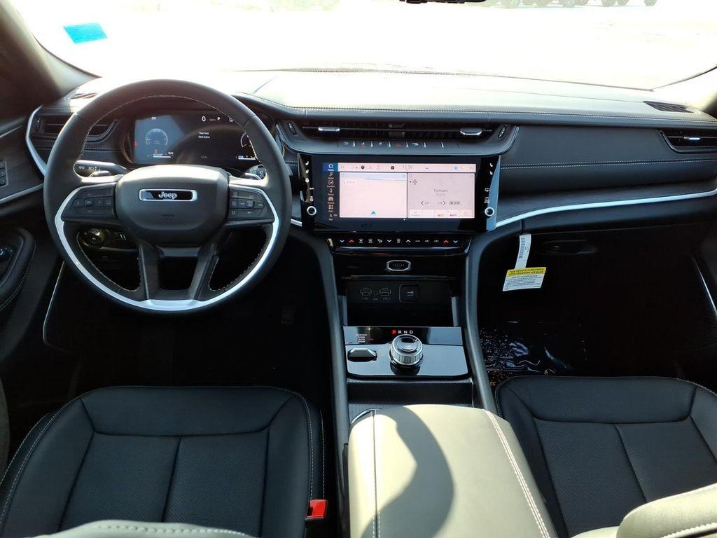 new 2026 Jeep Grand Cherokee car, priced at $53,327