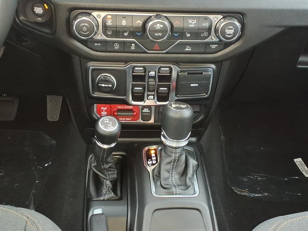 new 2026 Jeep Wrangler car, priced at $51,418