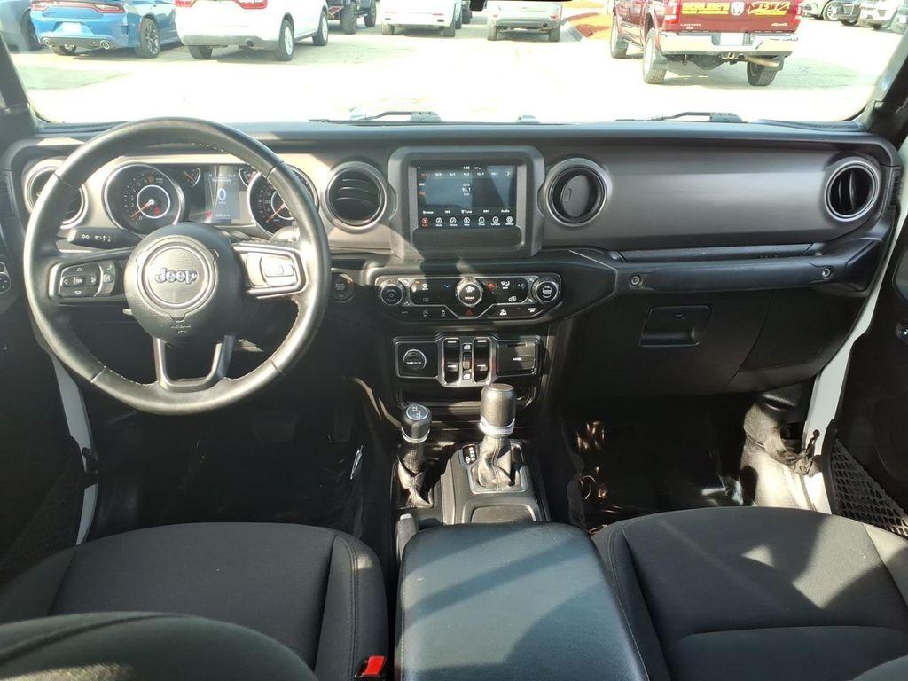 used 2022 Jeep Gladiator car, priced at $31,999