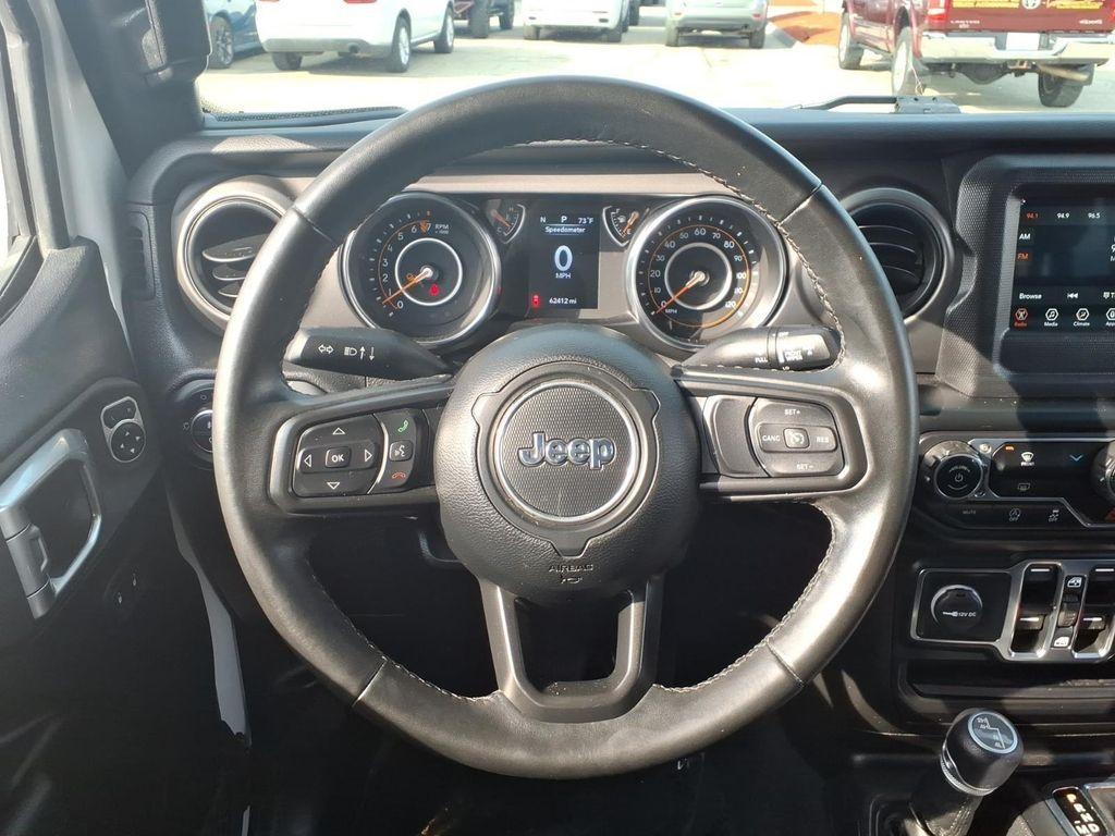 used 2022 Jeep Gladiator car, priced at $31,999