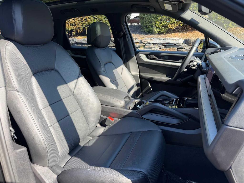 used 2024 Porsche Cayenne car, priced at $97,998