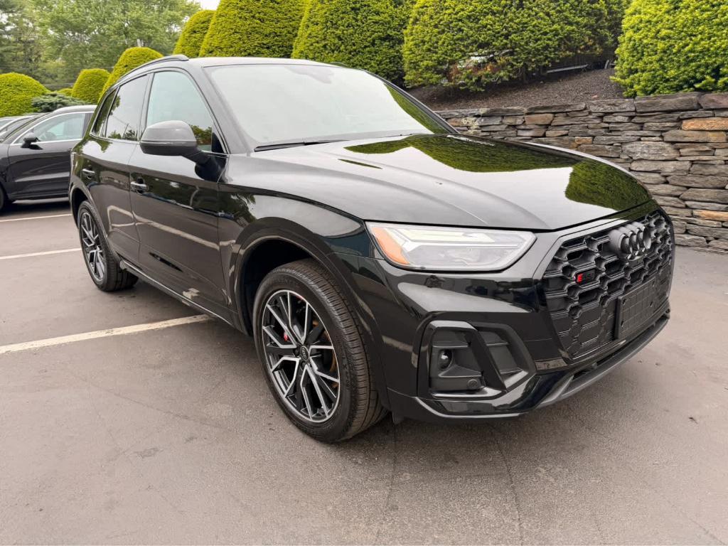 used 2023 Audi SQ5 car, priced at $47,098