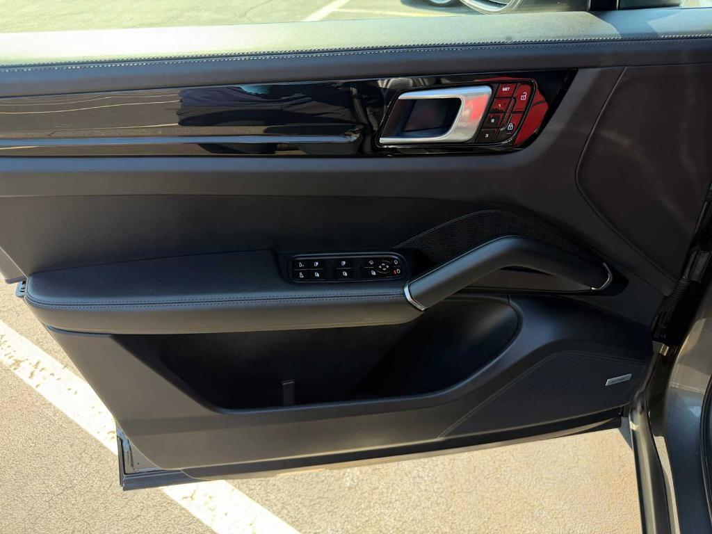 used 2020 Porsche Cayenne car, priced at $58,998