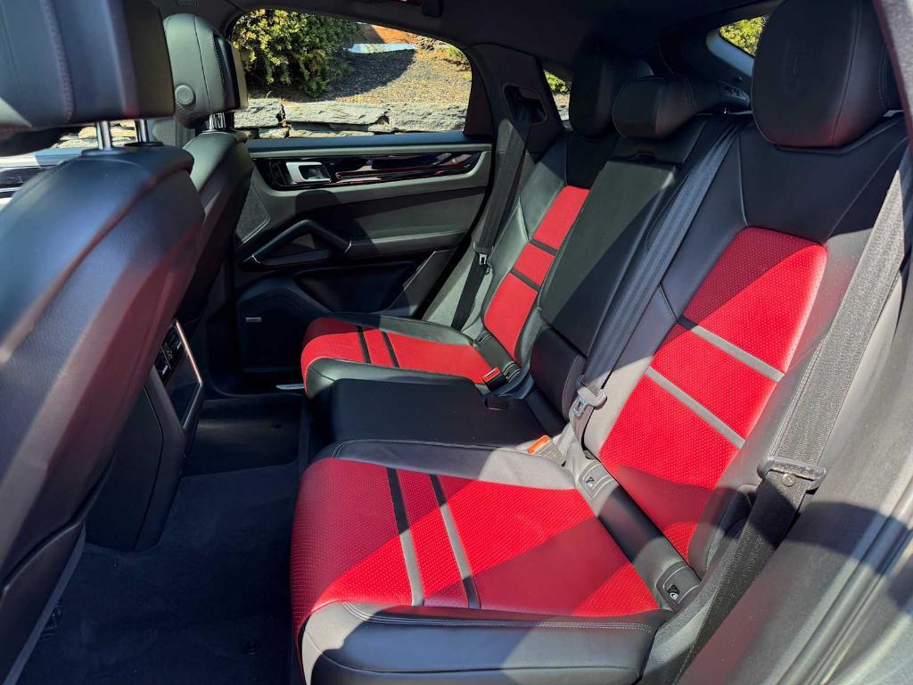 used 2020 Porsche Cayenne car, priced at $58,998