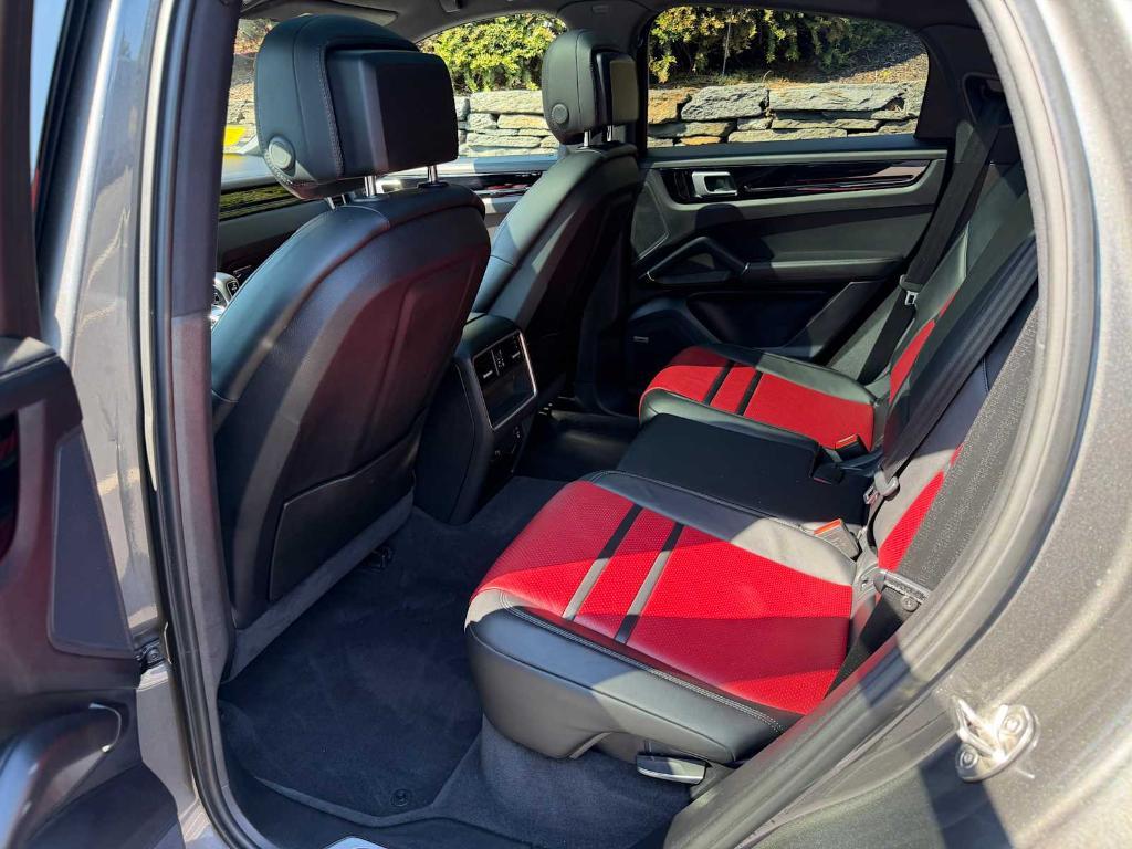 used 2020 Porsche Cayenne car, priced at $58,998