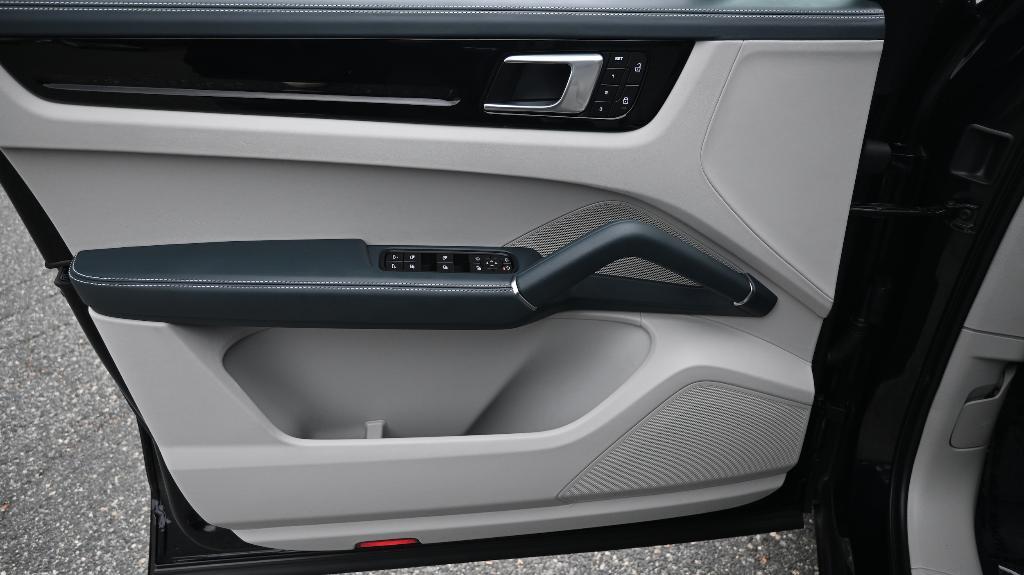 used 2023 Porsche Cayenne car, priced at $65,497