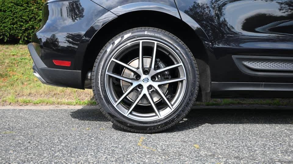 used 2026 Porsche Macan car, priced at $69,998