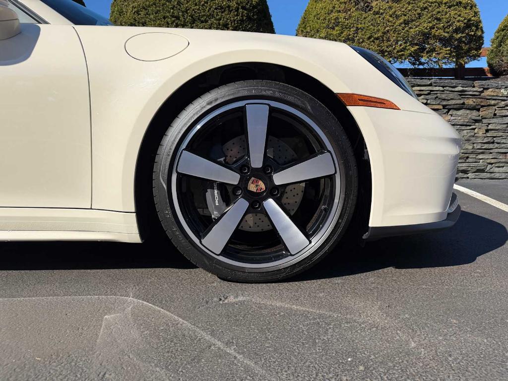used 2025 Porsche 911 car, priced at $162,998