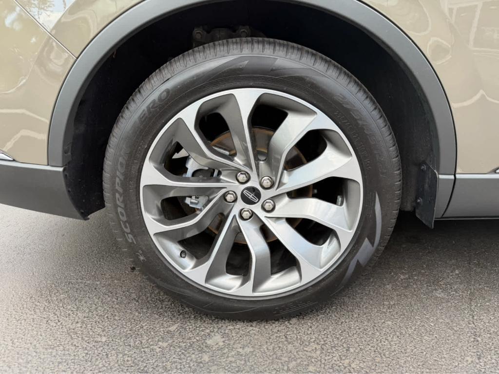 used 2025 Lincoln Aviator car, priced at $63,498