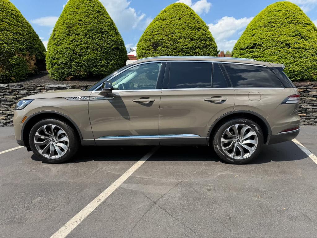 used 2025 Lincoln Aviator car, priced at $63,498