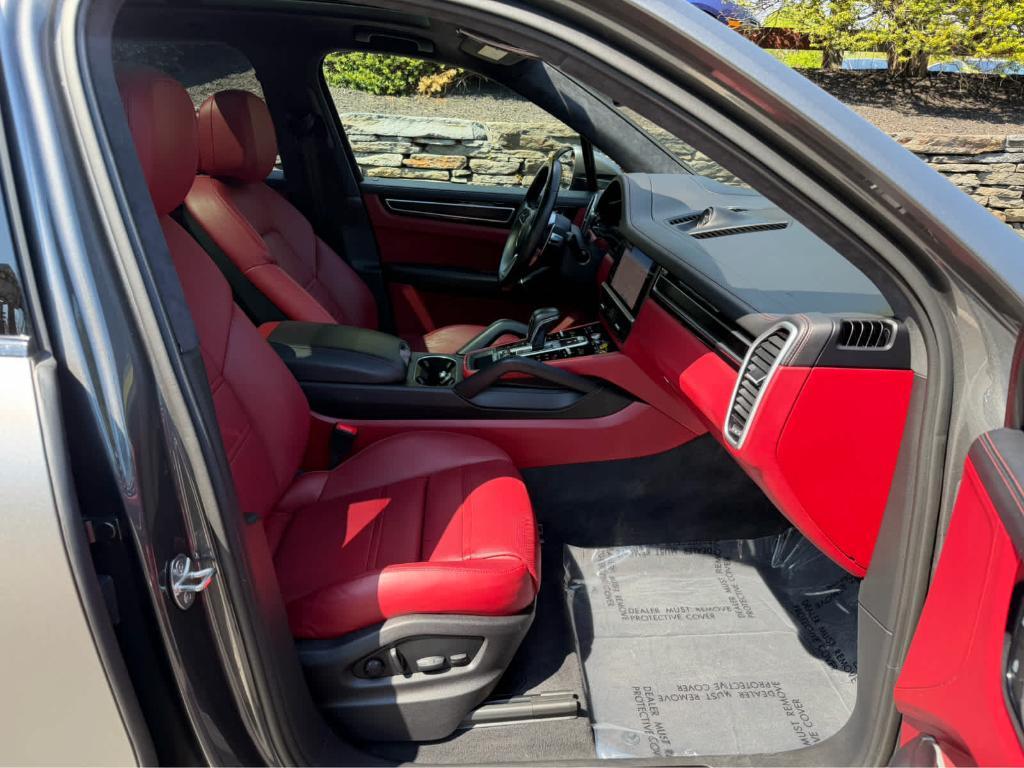 used 2022 Porsche Cayenne car, priced at $84,998