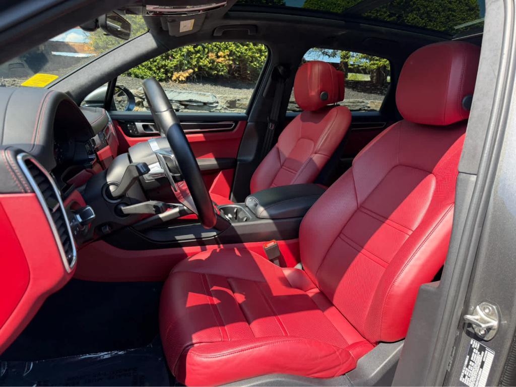 used 2022 Porsche Cayenne car, priced at $84,998