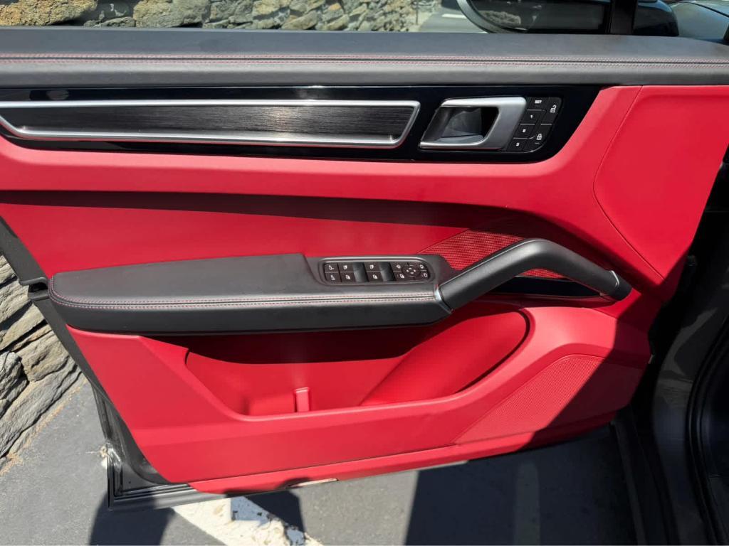 used 2022 Porsche Cayenne car, priced at $84,998