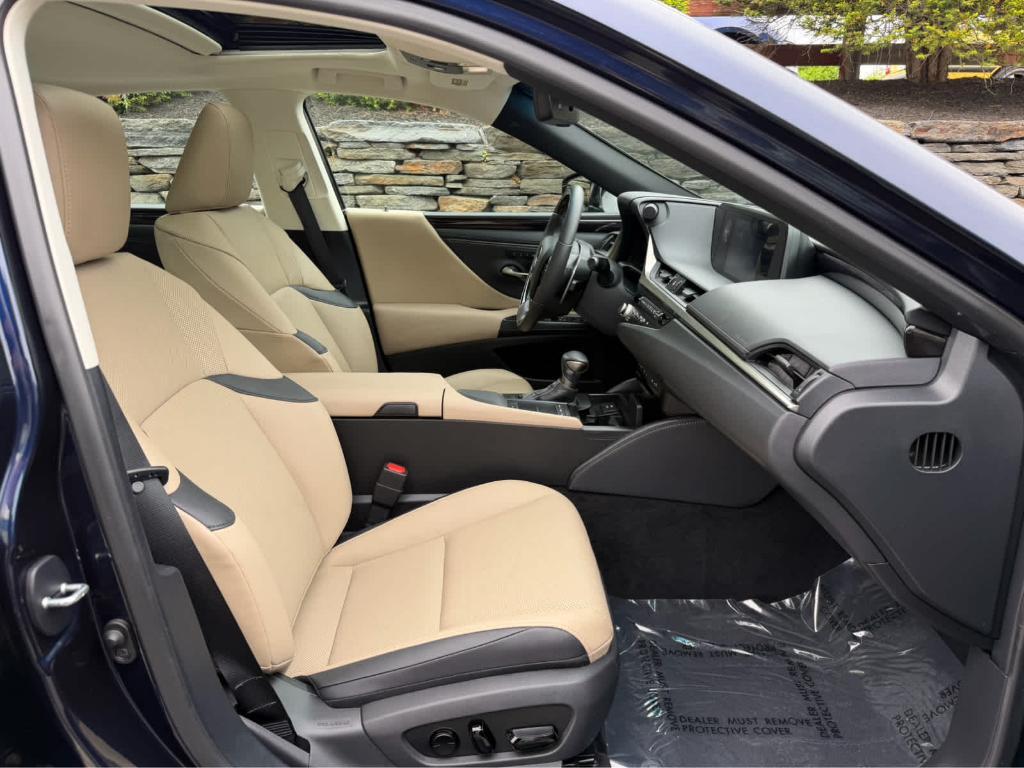 used 2021 Lexus ES 350 car, priced at $31,798