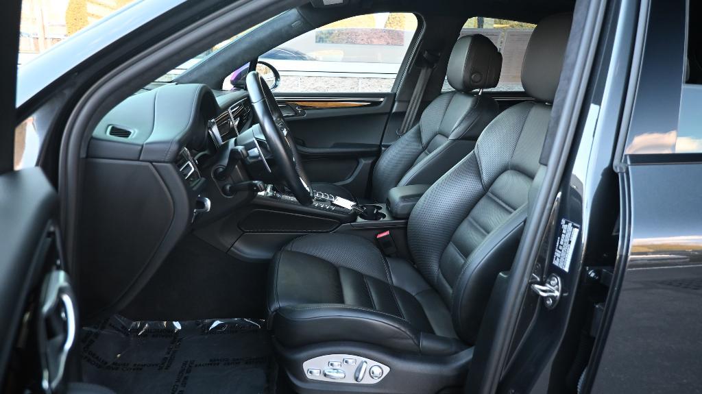 used 2021 Porsche Macan car, priced at $50,497