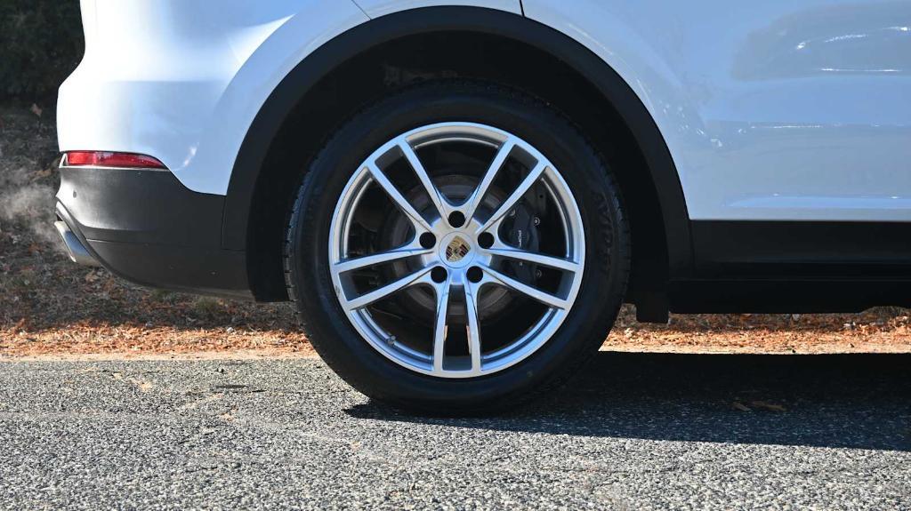 used 2022 Porsche Cayenne car, priced at $55,497