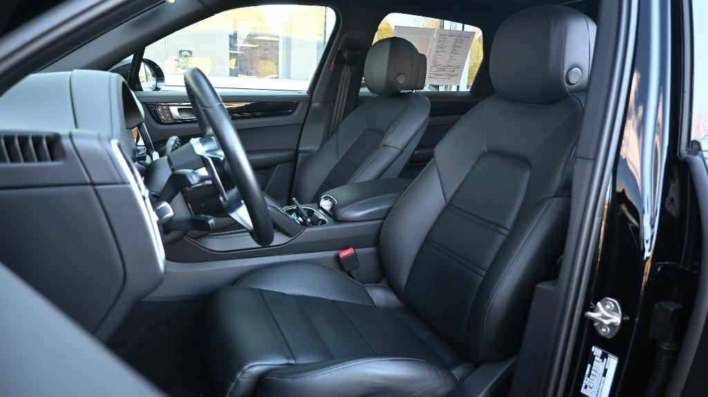 used 2023 Porsche Cayenne car, priced at $62,097