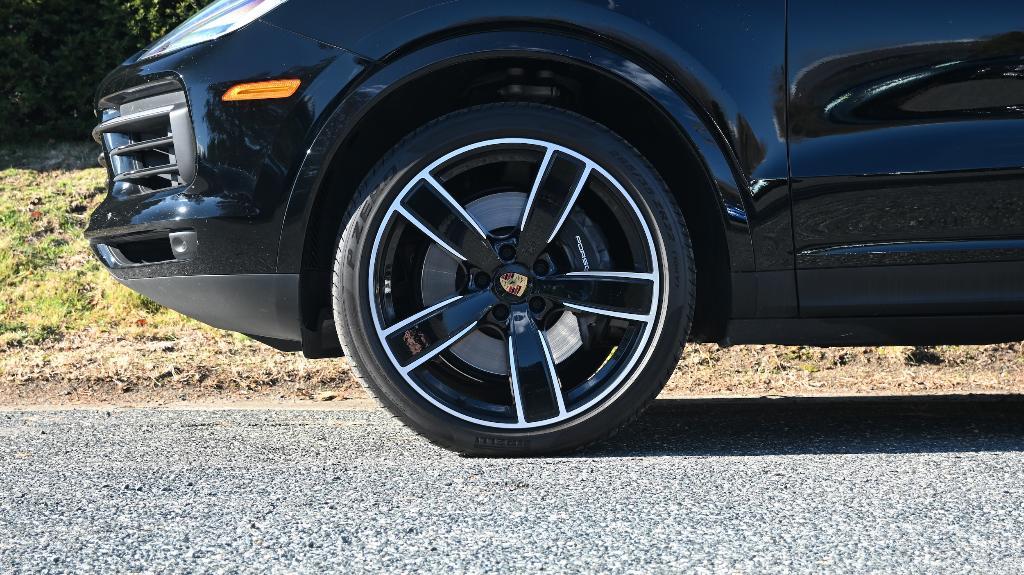 used 2023 Porsche Cayenne car, priced at $62,097
