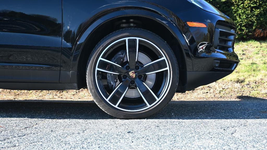 used 2023 Porsche Cayenne car, priced at $62,097