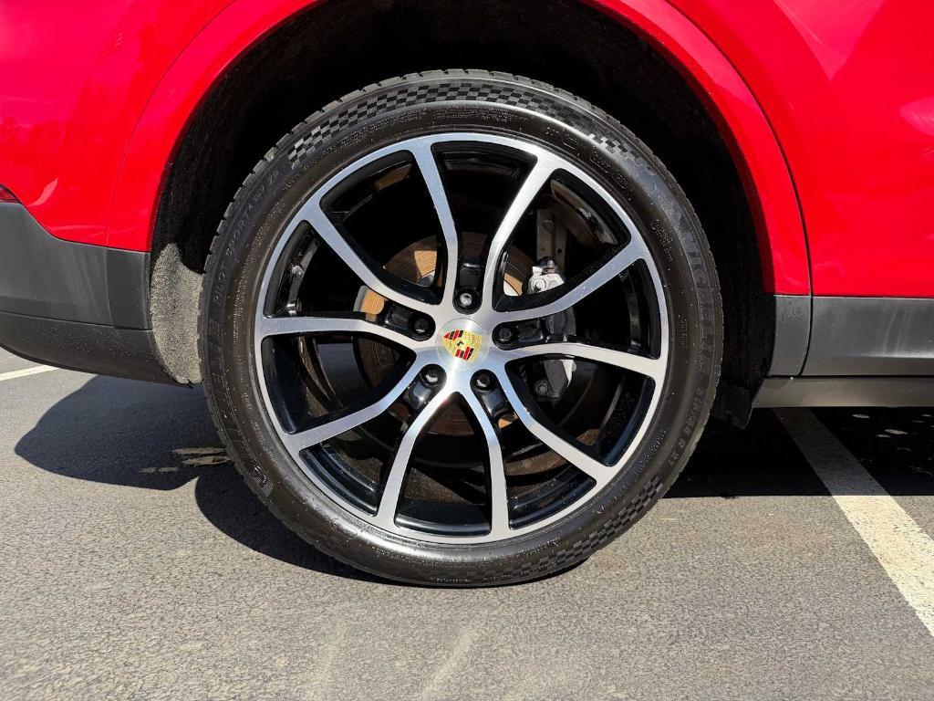 used 2022 Porsche Cayenne car, priced at $54,998
