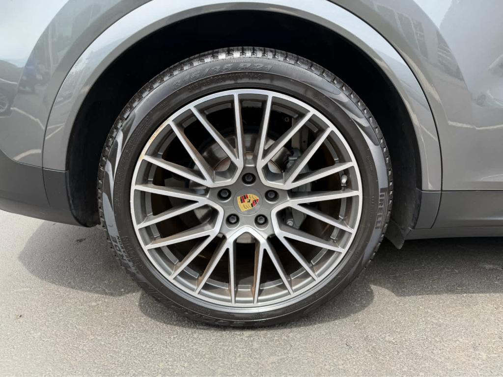 used 2019 Porsche Cayenne car, priced at $41,398