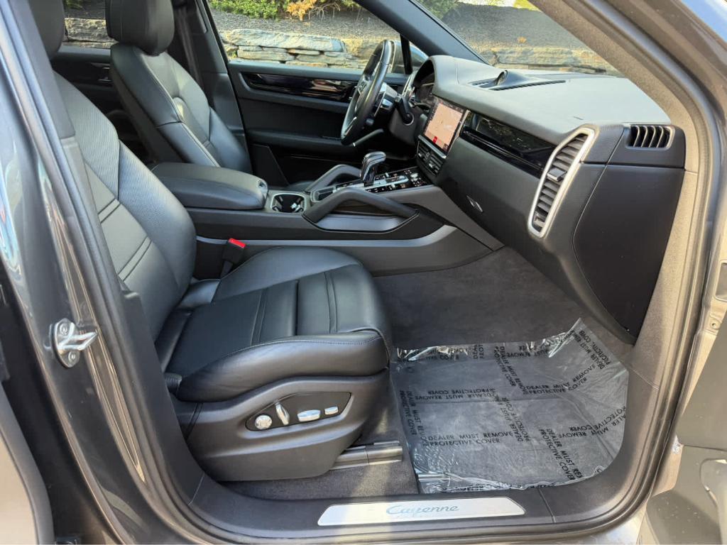 used 2021 Porsche Cayenne car, priced at $53,998