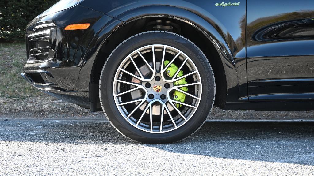 used 2023 Porsche Cayenne car, priced at $75,497