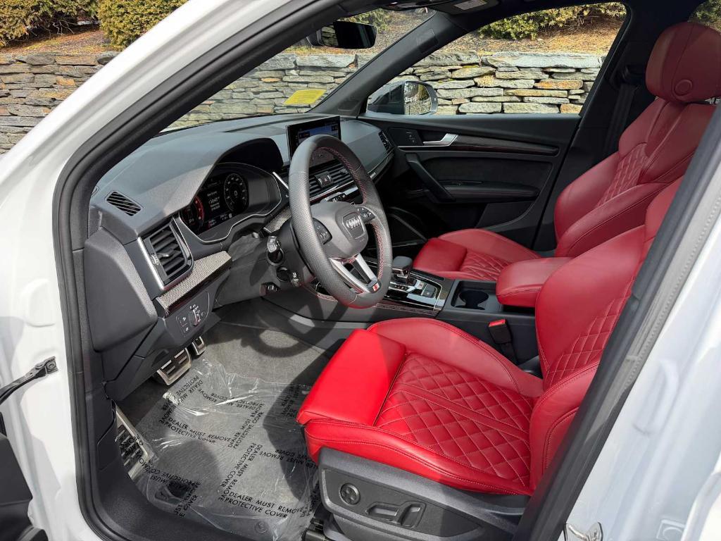 used 2024 Audi SQ5 car, priced at $44,398