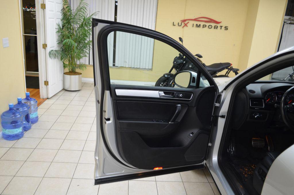 used 2017 Volkswagen Touareg car, priced at $10,491