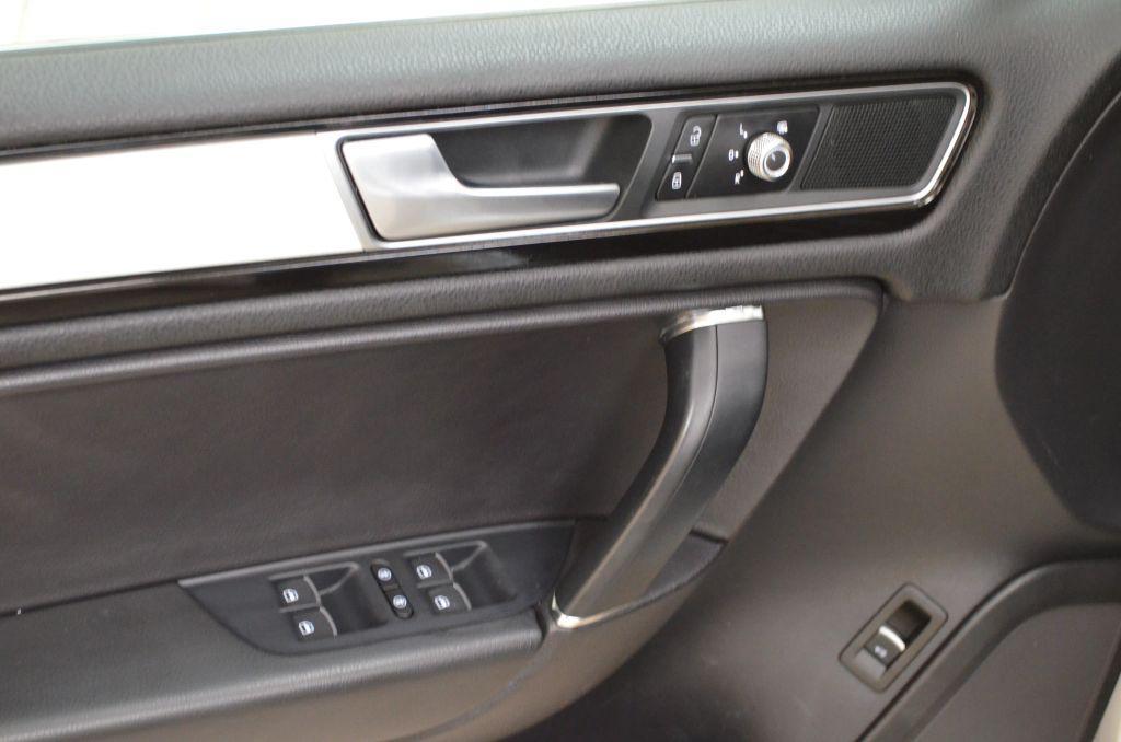 used 2017 Volkswagen Touareg car, priced at $10,491